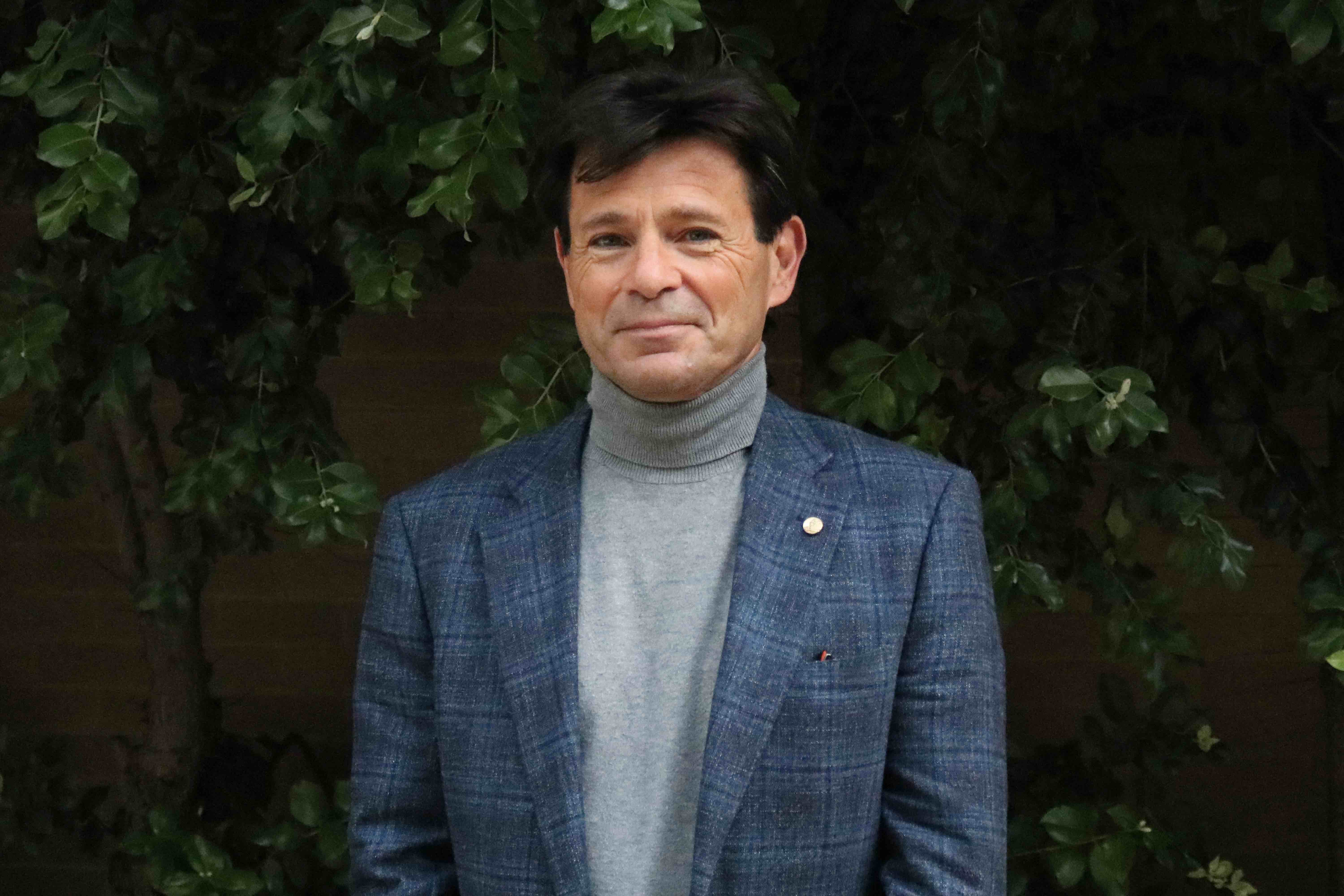 Professor Pascal Perez