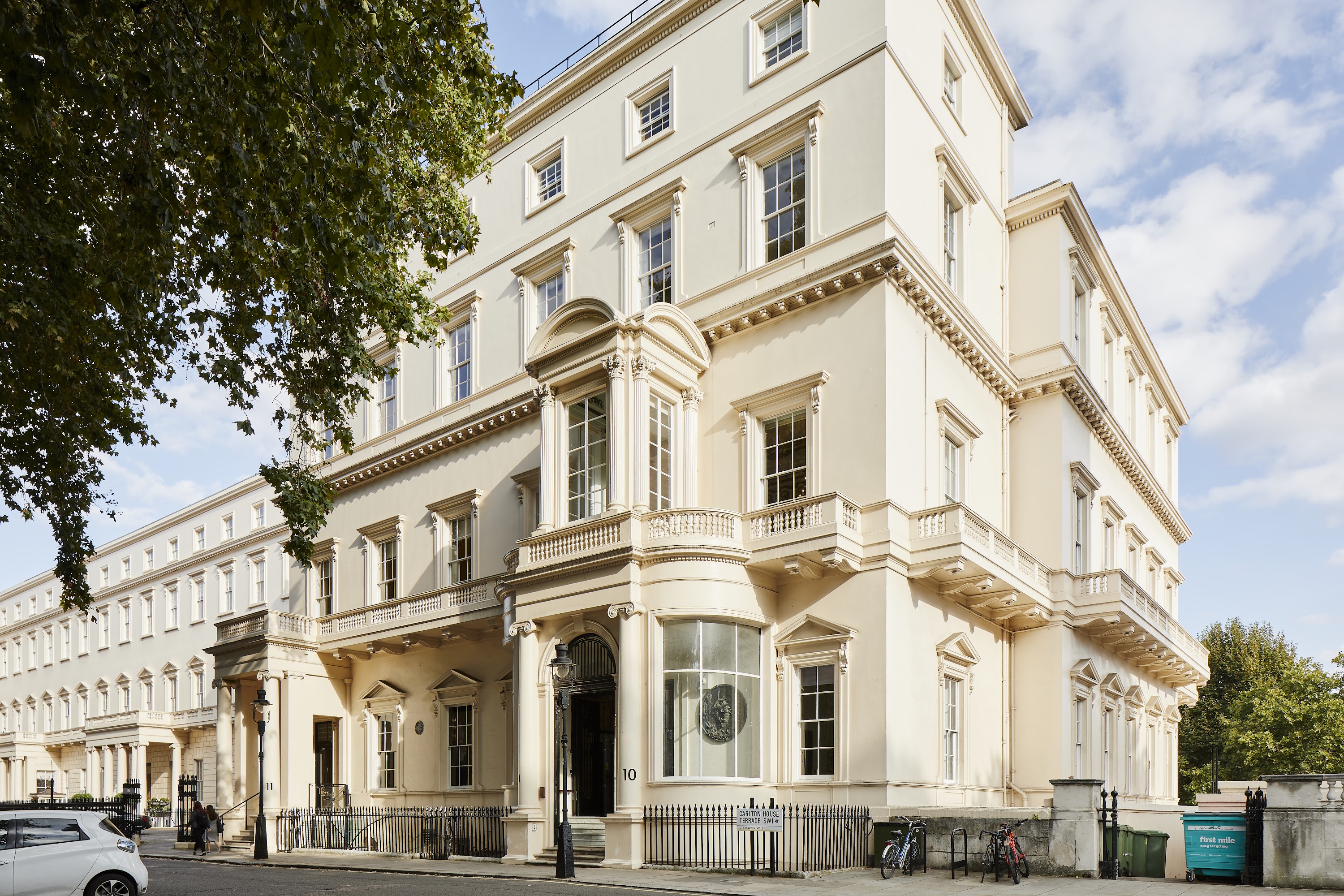 The British Academy exterior, Carlton House Terrace